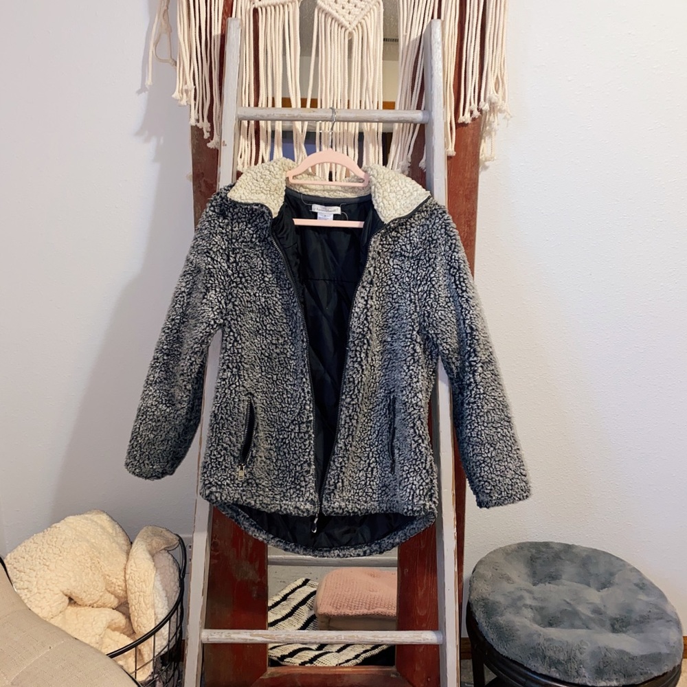 KarenHart Teddy Jacket Gray and White Size Medium